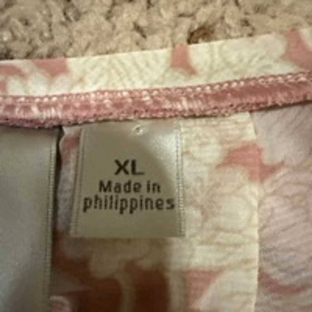 Women's Lauren Conrad Top XL Pink Floral - Picture 4 of 9